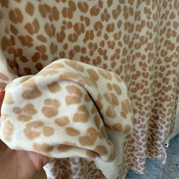 Kate Spade | Size Large | Super Soft Sleep Top - Picture 6 of 7